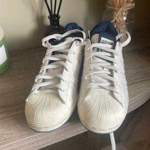 Adidas Parley Boy youth size 6 in GUC